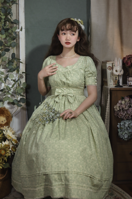 Seasons Flower Onepiece Dress in Light Green (2 Sizes) - Lolita Collective