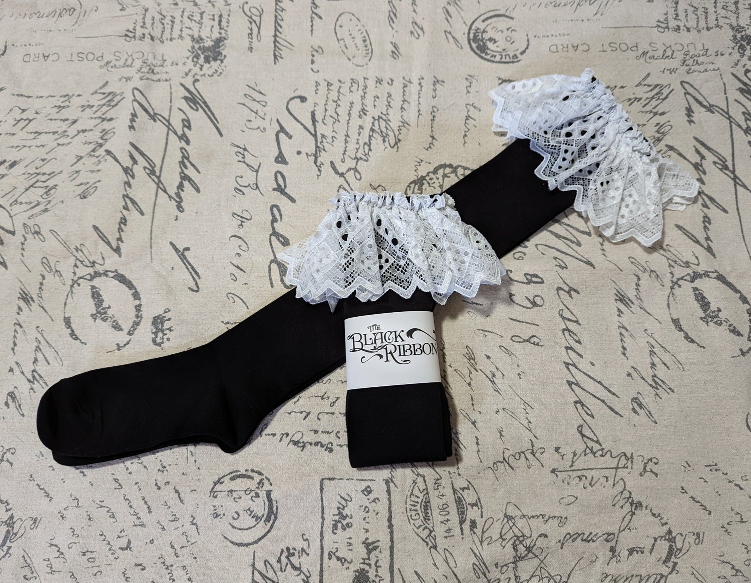 Soft Raschel Lace Top Socks - Black x White