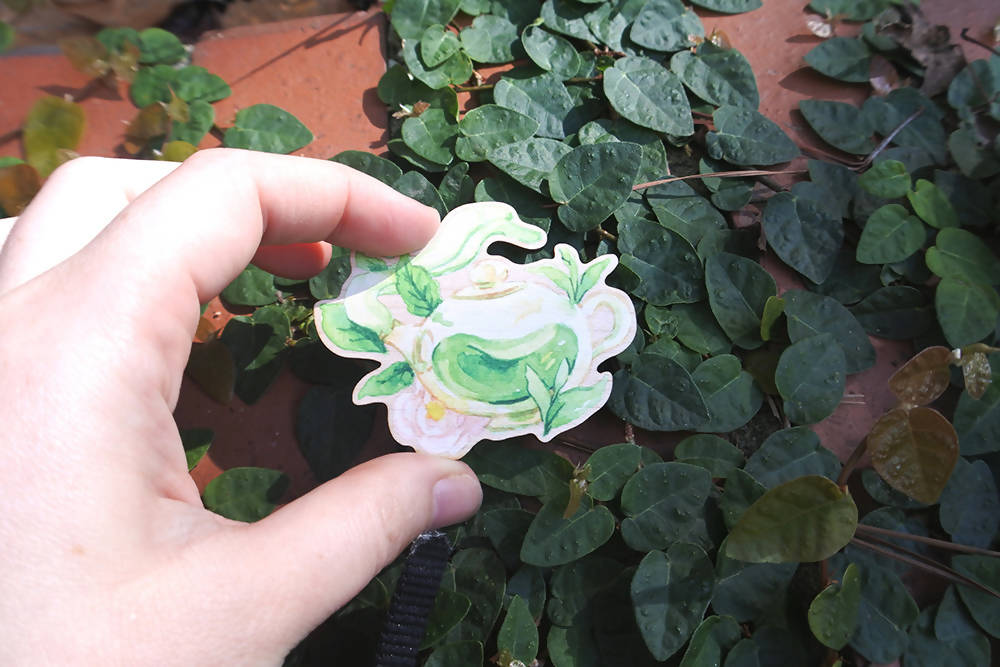 Jade Cloud Pot of Tea - 2.5" Wooden Pin - Lolita Collective