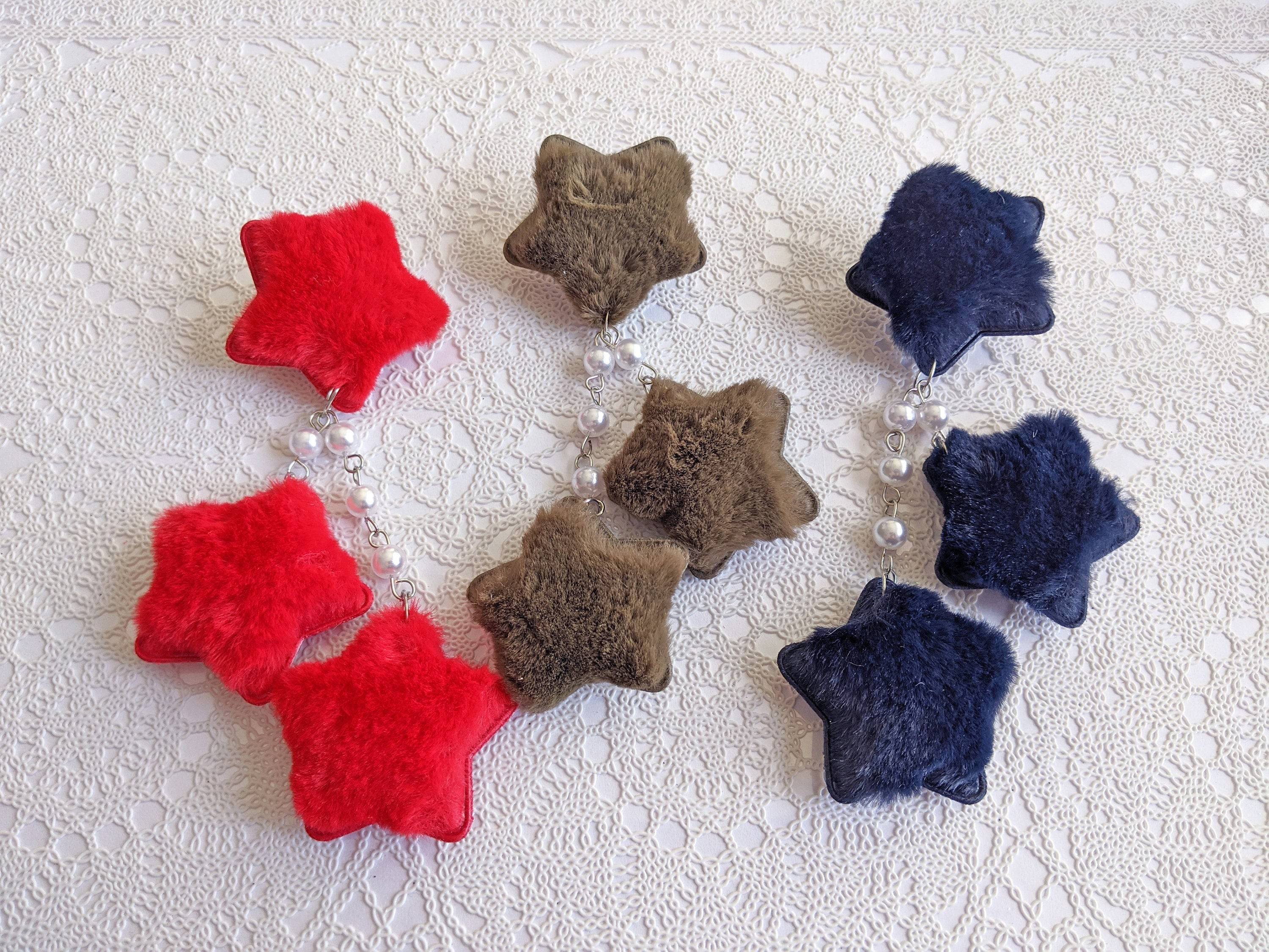 2-Way Fuzzy Star Clips (3 Colors) - Lolita Collective